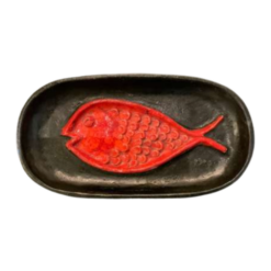 Small black and "Rouge Cloutier" glazed ceramic dish with fish design